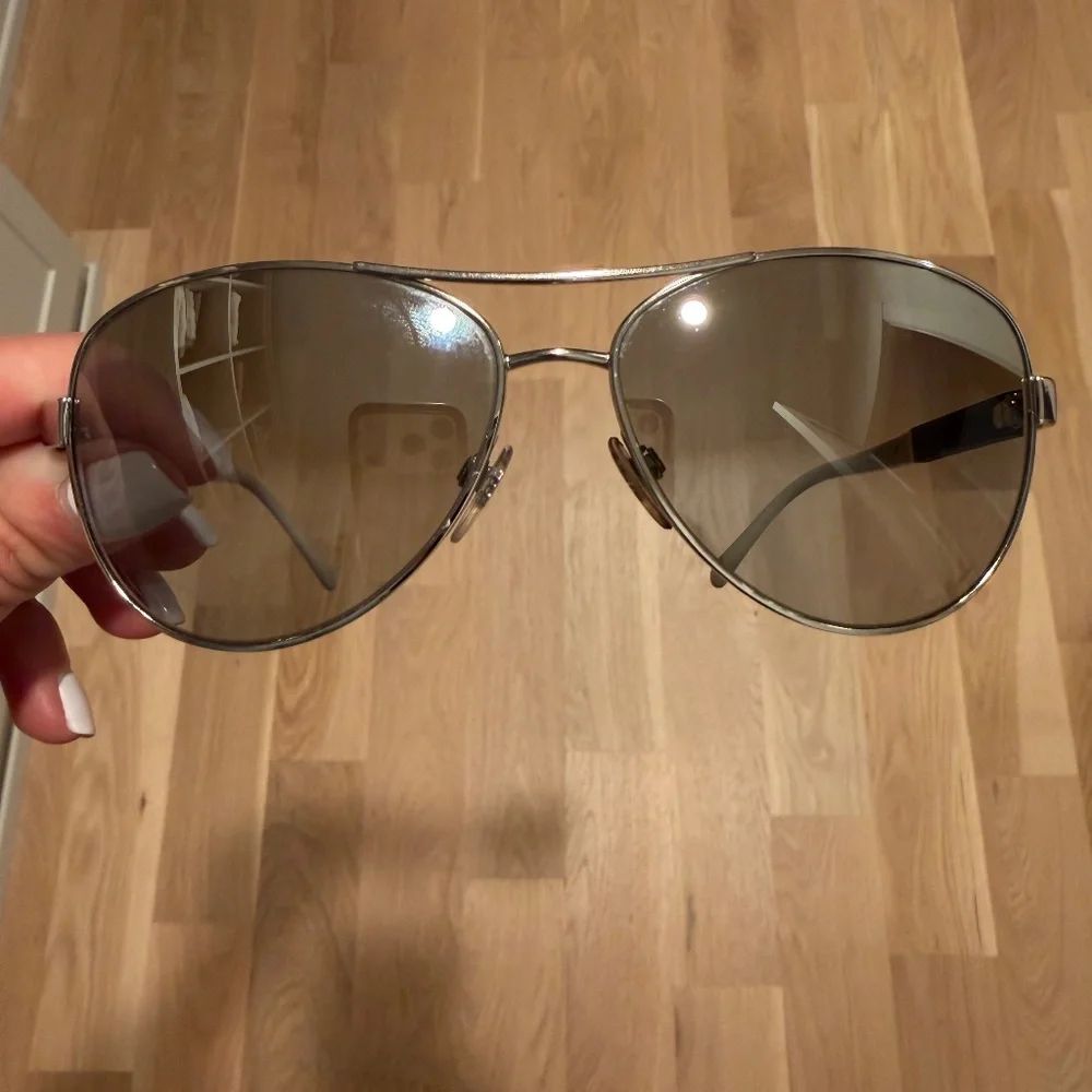 Burberry Aviator Sunglasses - Picture 4 of 6